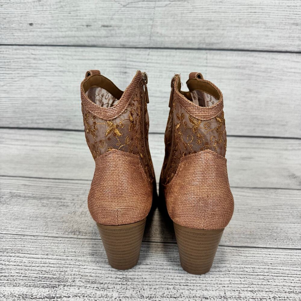 Cato Women's Rose Gold Metallic Embroidered Heeled Boots Size 9.5 WIDE - Picture 6 of 9